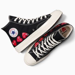 NWT LIMITED EDITION COMME DES GARÇONS PLAY CHUCK 70 MULTI HEART. Size 7 W